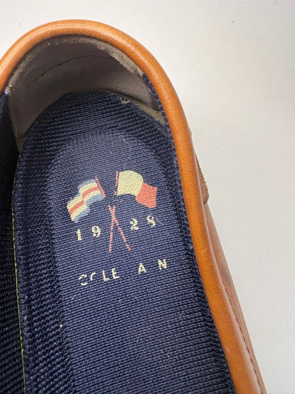 Cole Haan Nantucket Penny Loafer in Brown Size 10 in EUC